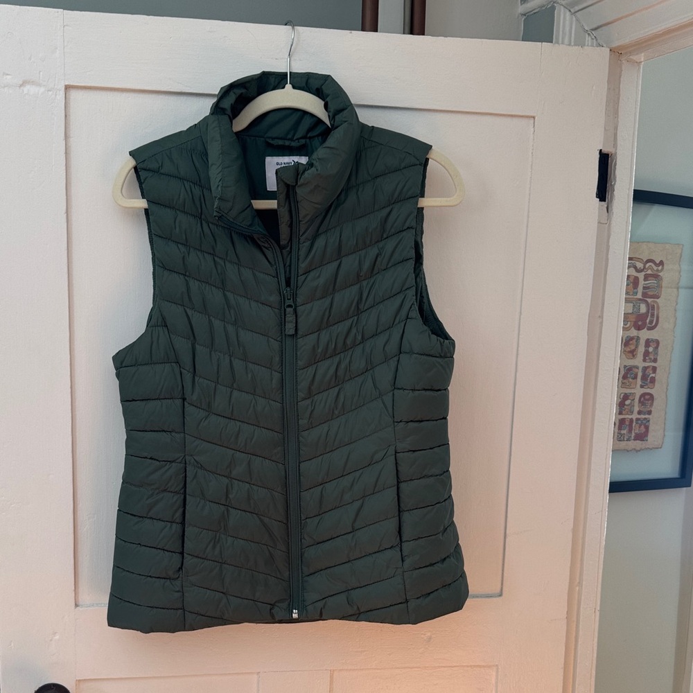 Old Navy Dark Sage Green Quilted Vest
